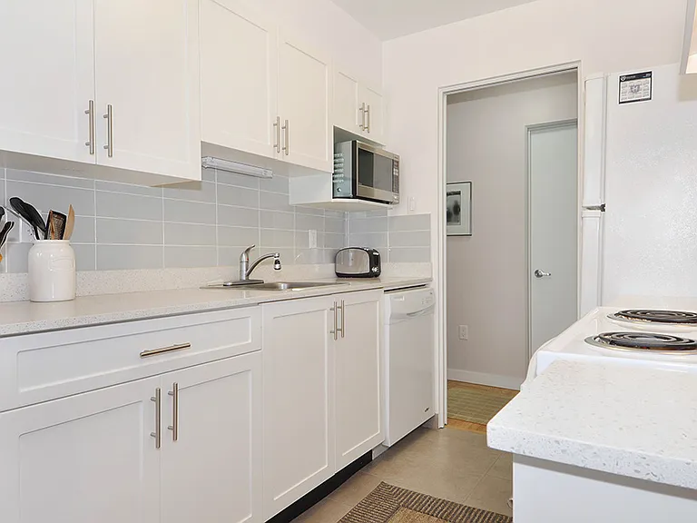 2151 W 39th Ave #702 — Photo 3