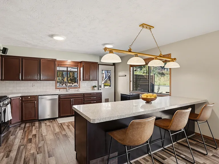 W Cora Ct — Photo 19