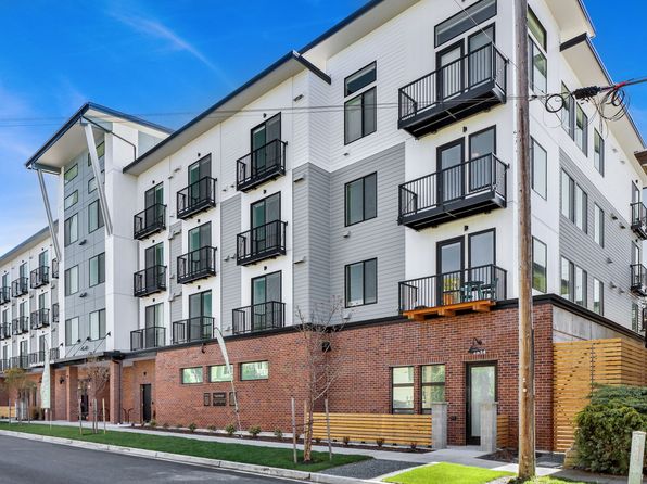 1818 D St #417