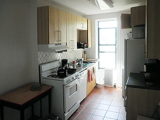 Rented by Awaye Realty Management LLC | media 84