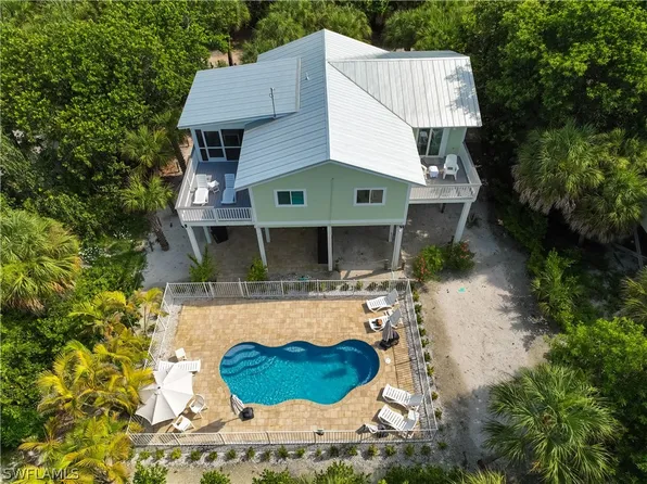 4541 Schooner Dr, Upper Captiva, FL 33924