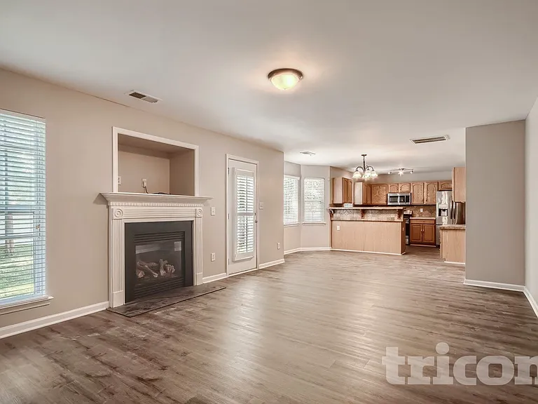 5606 Fenway Dr — Photo 16