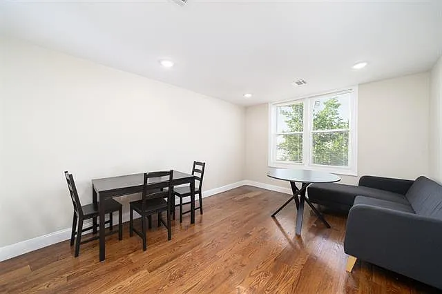 4 bed, $3,500 — Photo 3