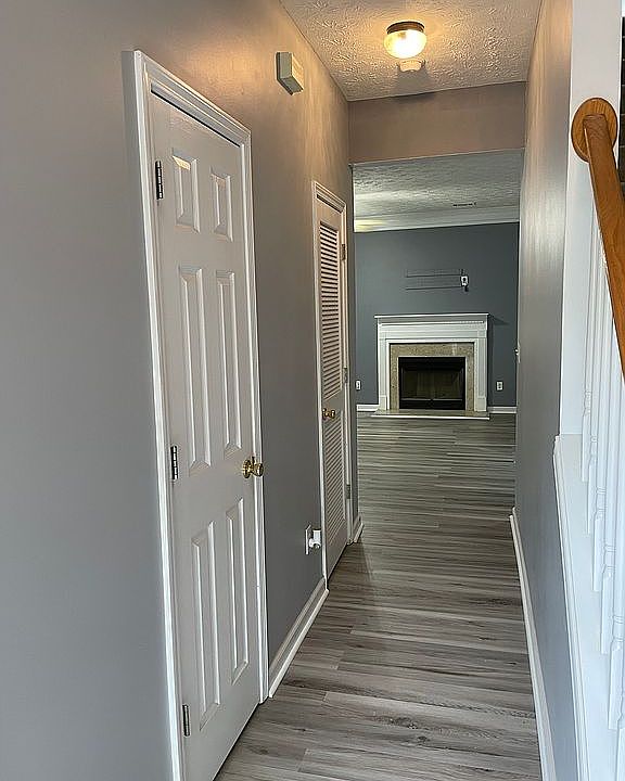 1st image of 4907 Oak Meadow Ln