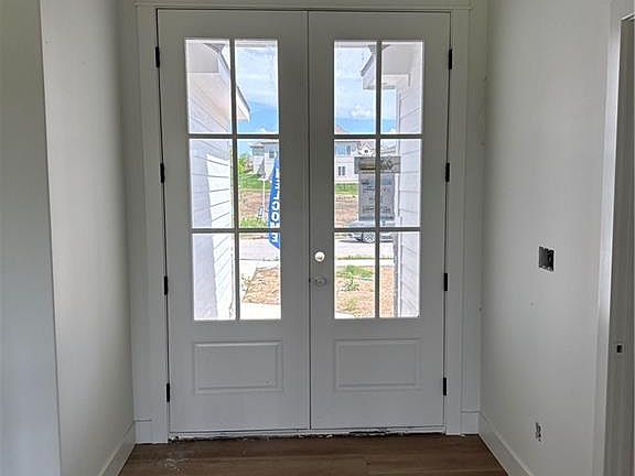 3rd image of 3116 SW Summit View Trl