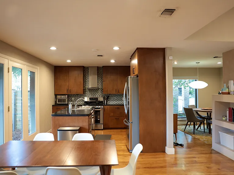 2937 Forest Hills Ln — Photo 42