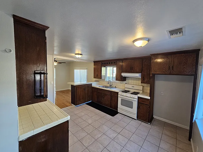 501 Macdonald St #1 — Photo 8