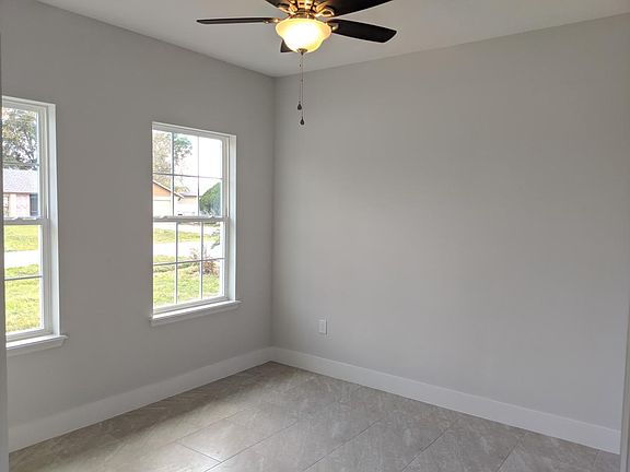 4th image of 709 Caribou Dr