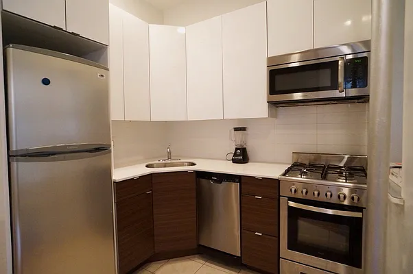 Rented by Bohemia Realty Group | media 7