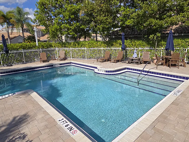 5612 NW 119th Way — Photo 38