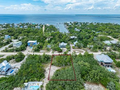632 W Pine Ave, Eastpoint, FL, 32328