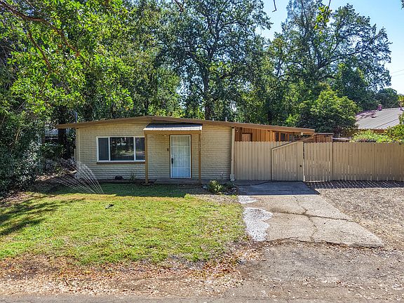 4th image of 6151 Emerald Ln
