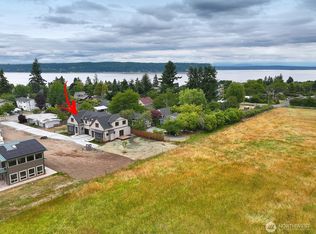 683 3rd St #1-A, Langley, WA