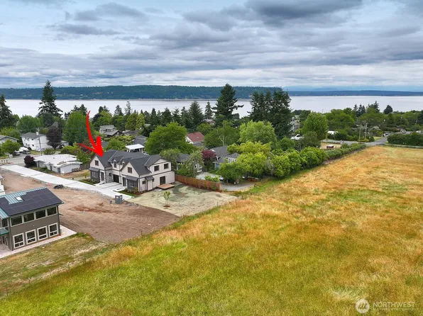 683 3rd Street #1(A), Langley, WA 98260