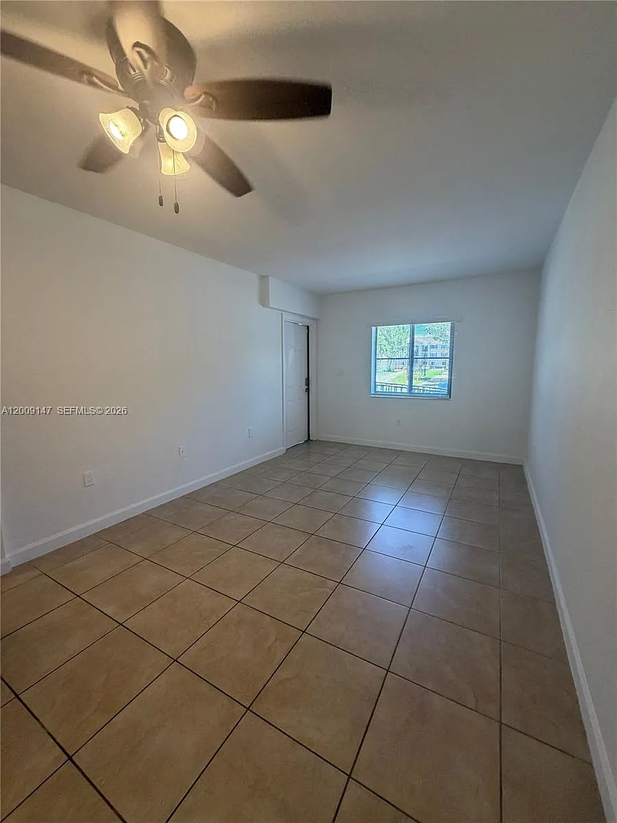 Building Photo - 22421 SW 88th Pl #102-2