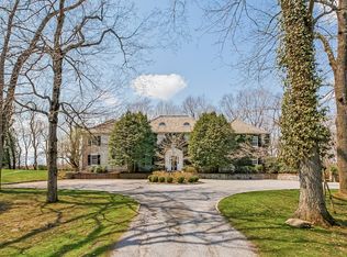 461 Middlesex Rd, Darien, CT 06820