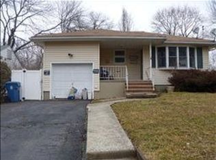 124 Chambers St, South Plainfield, NJ 07080