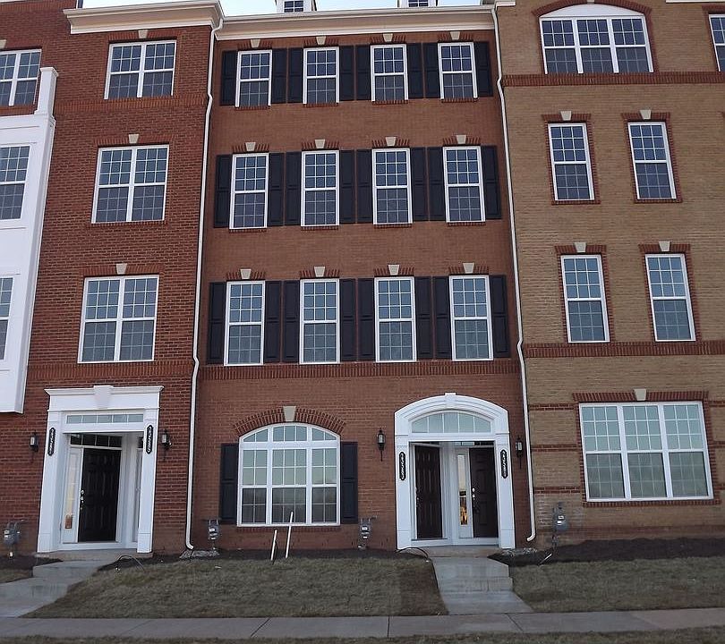 1st image of 23581 Belvoir Woods Ter