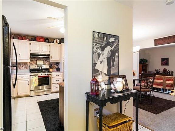 5th image of 65 Shady Ln
