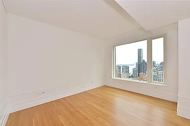 Rented by Domus Realty