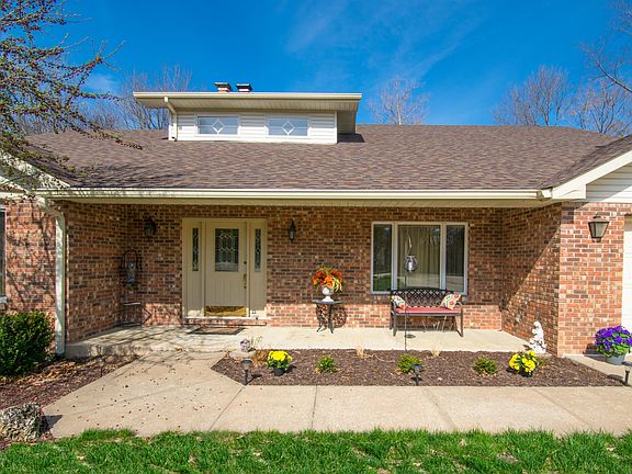 2nd image of 1447 Briar Village Ct