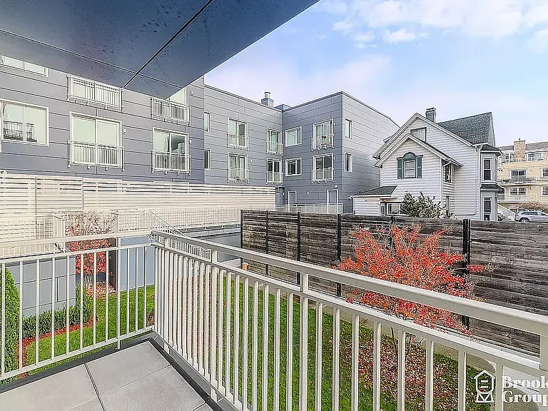101-19 Rockaway Beach Blvd #3L — Photo 4