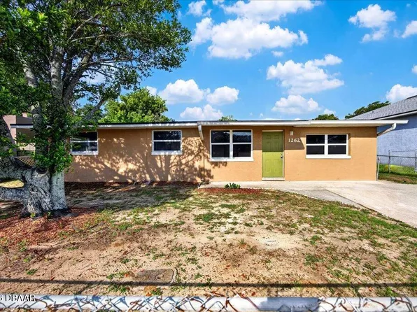 1262 Essex Rd, Daytona Beach, FL 32117