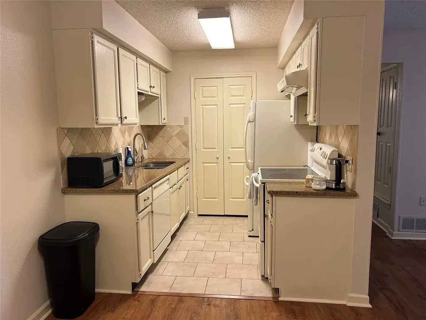 Charming 2BR House in Fort Worth — Photo 2