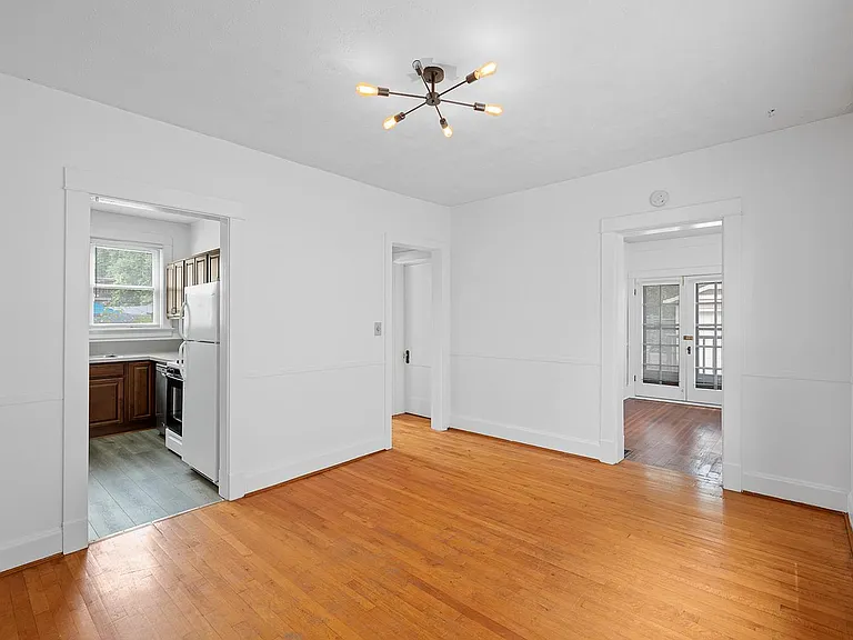 2890 Romana Pl #1 — Photo 10