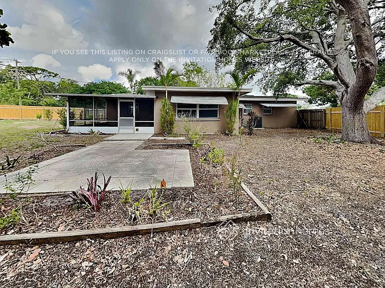 3415 32nd St W — Photo 17