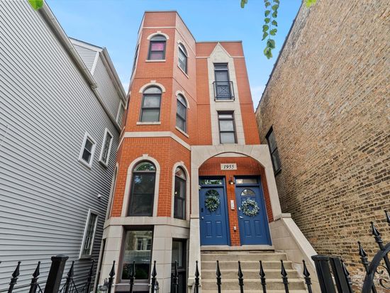1955 W Melrose St APT 2, Chicago, IL 60657
