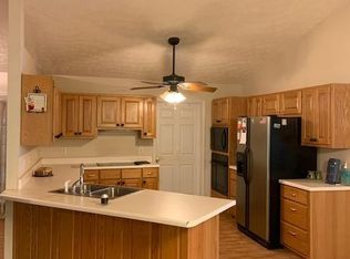 1217 Goat Neck Rd, Cleveland, GA 30528