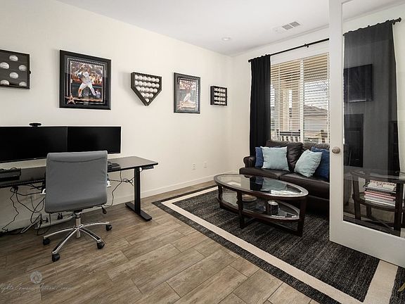 4th image of 11824 Brentmoor Cir