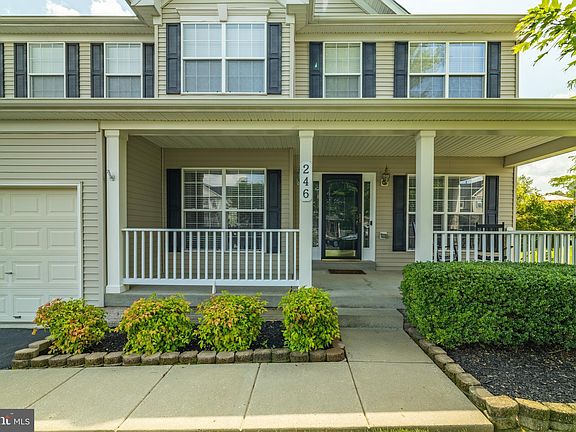2nd image of 246 Northfield Way