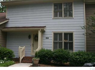 1524 Woodcroft Dr, Raleigh, NC 27609