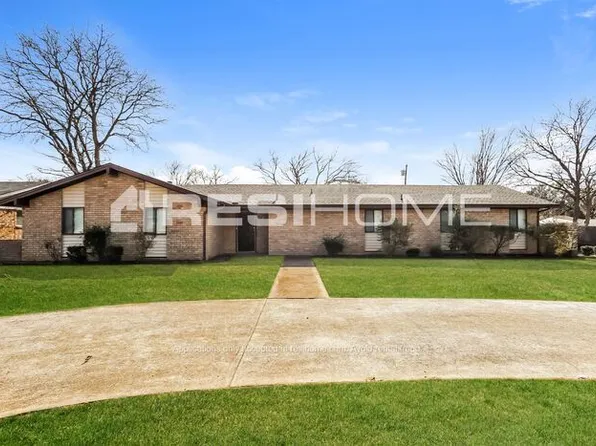 522 W Camp Wisdom Rd, Duncanville, TX 75116