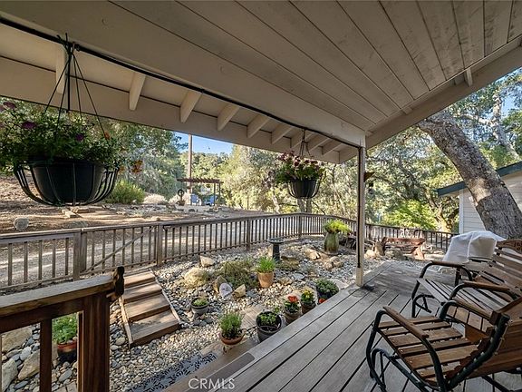 3rd image of 2175 San Fernando Rd