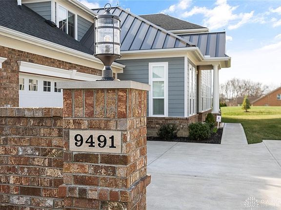 2nd image of 9491 Banyan Ct