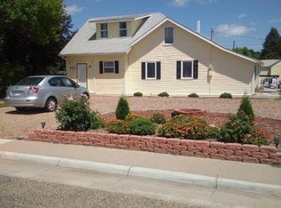710 E 12th St, Goodland, KS 67735