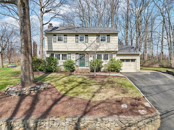 359 E Central Avenue, Pearl River, NY 10965