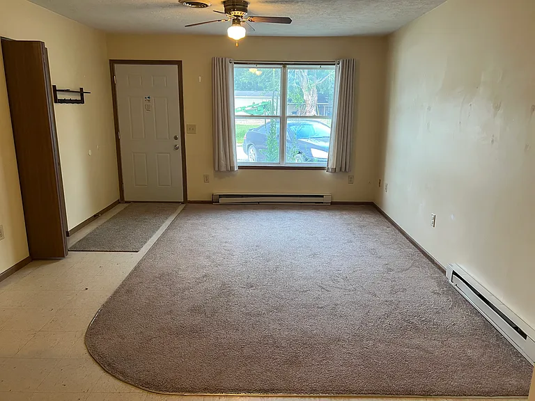 338 Cemetery Ln #A — Photo 1