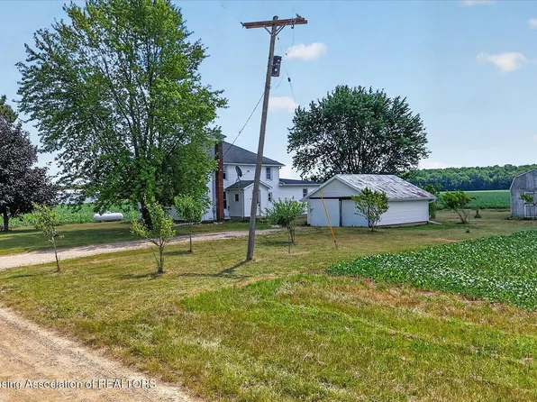 6292 E Gratiot Rd, Bannister, MI 48807