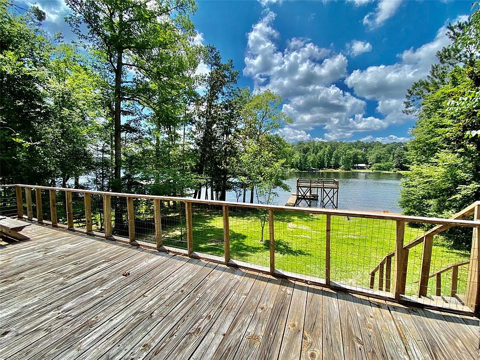 1st image of 635 Sherwood Forest Dr W