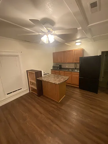 512 Hamlin St #2 Photo 1