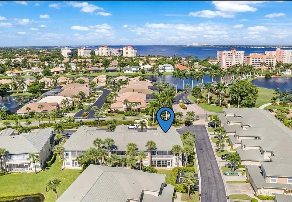 14501 Grande Cay Cir #2701
