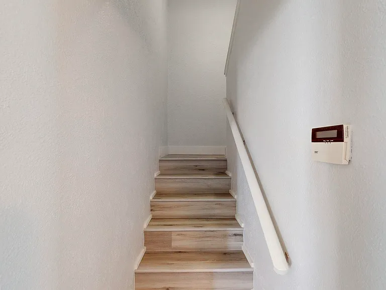 846 Creekside Dr — Photo 6
