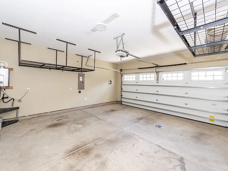 6015 Wild Azalea Rd — Photo 41
