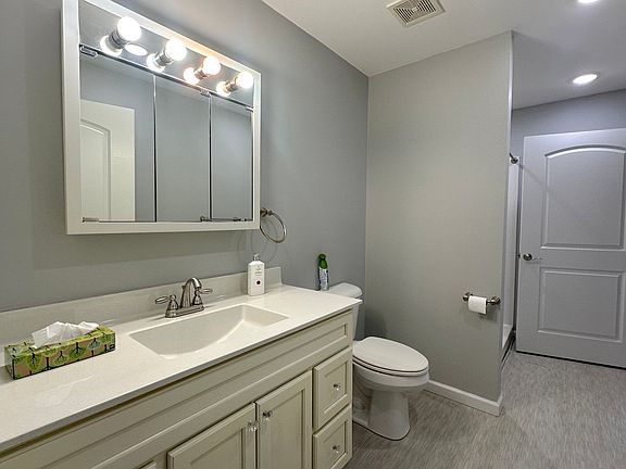 5th image of 1519 Pine St
