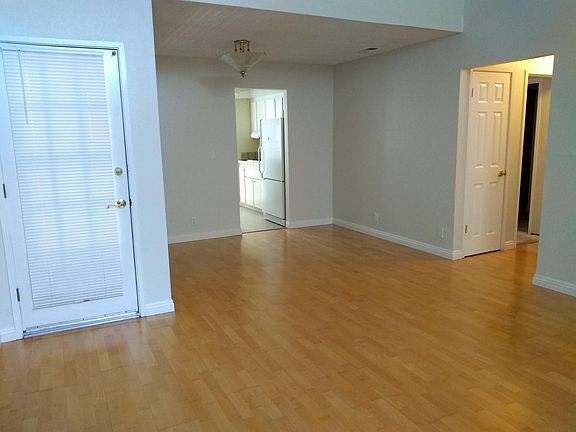 2nd image of 1070 Lincoln Village Dr
