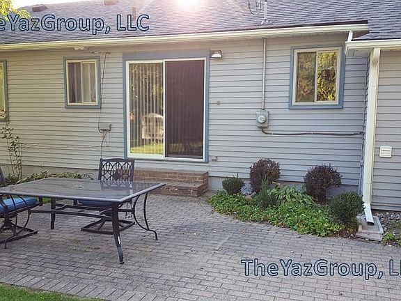 Back yard brick patio